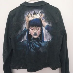 Calvin Klein painted jacket: Rihanna!